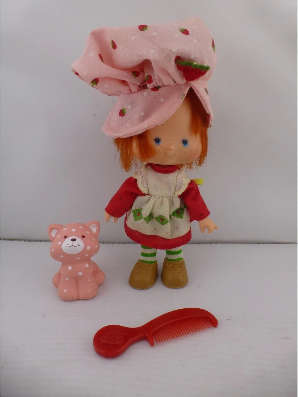 Vintage Strawberry Shortcake Herself w/Pet Cat Custard & Comb Complete 1979 - R4